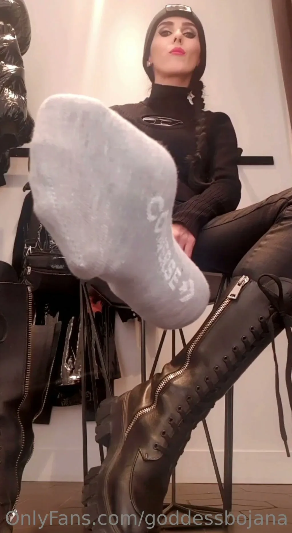 Goddess Bojana - Foot Bitch...Time to Serve! I want to fuck you in your mouth with My foot...open wide!